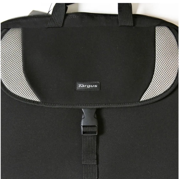 Targus CVR200 Slip Labtop / Notebook Case - Picture 12 of 12